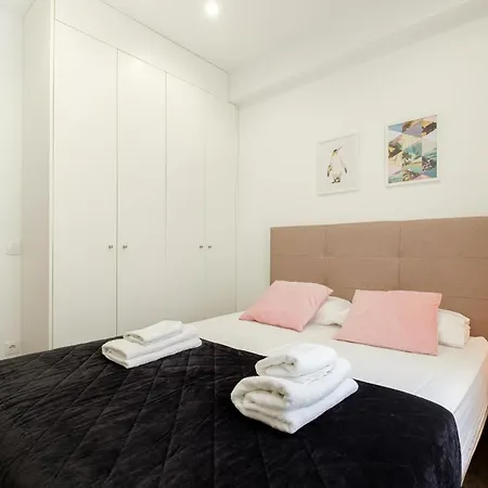 Modern, Stylish Apartment